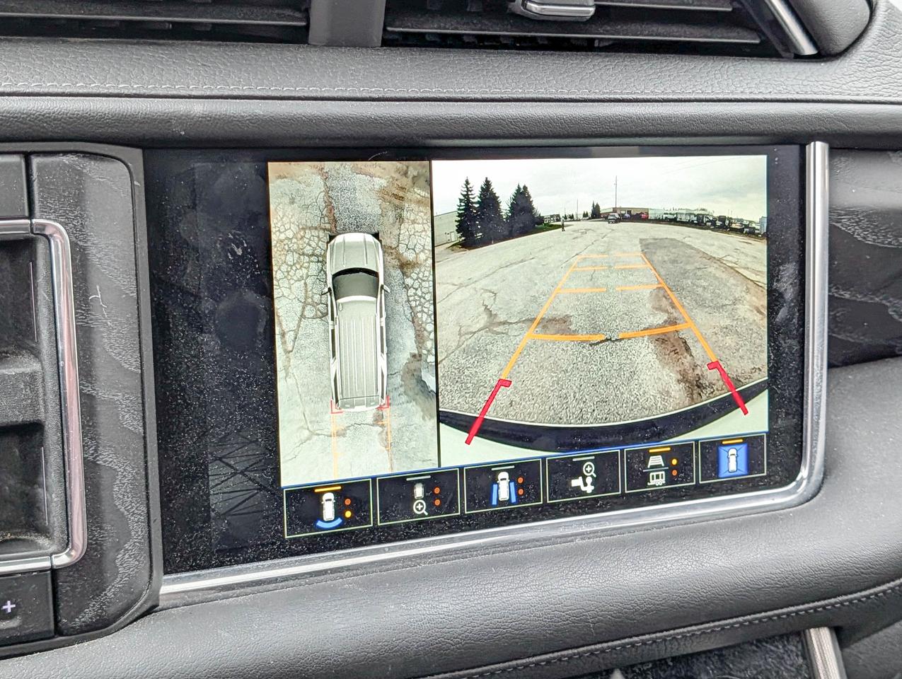 2024 GMC Yukon XL Denali Photo