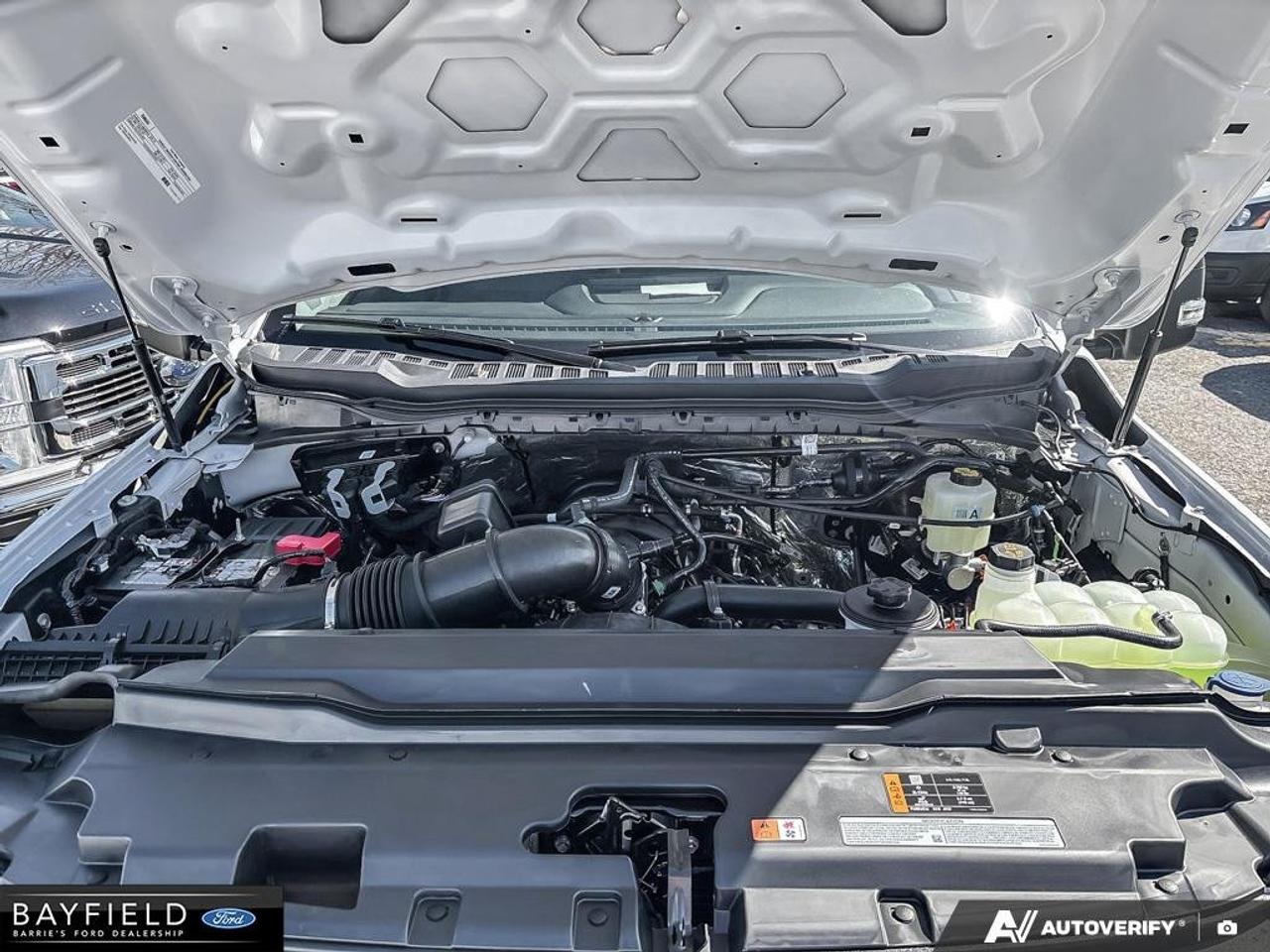 2026 Ford F-350 XLT Photo