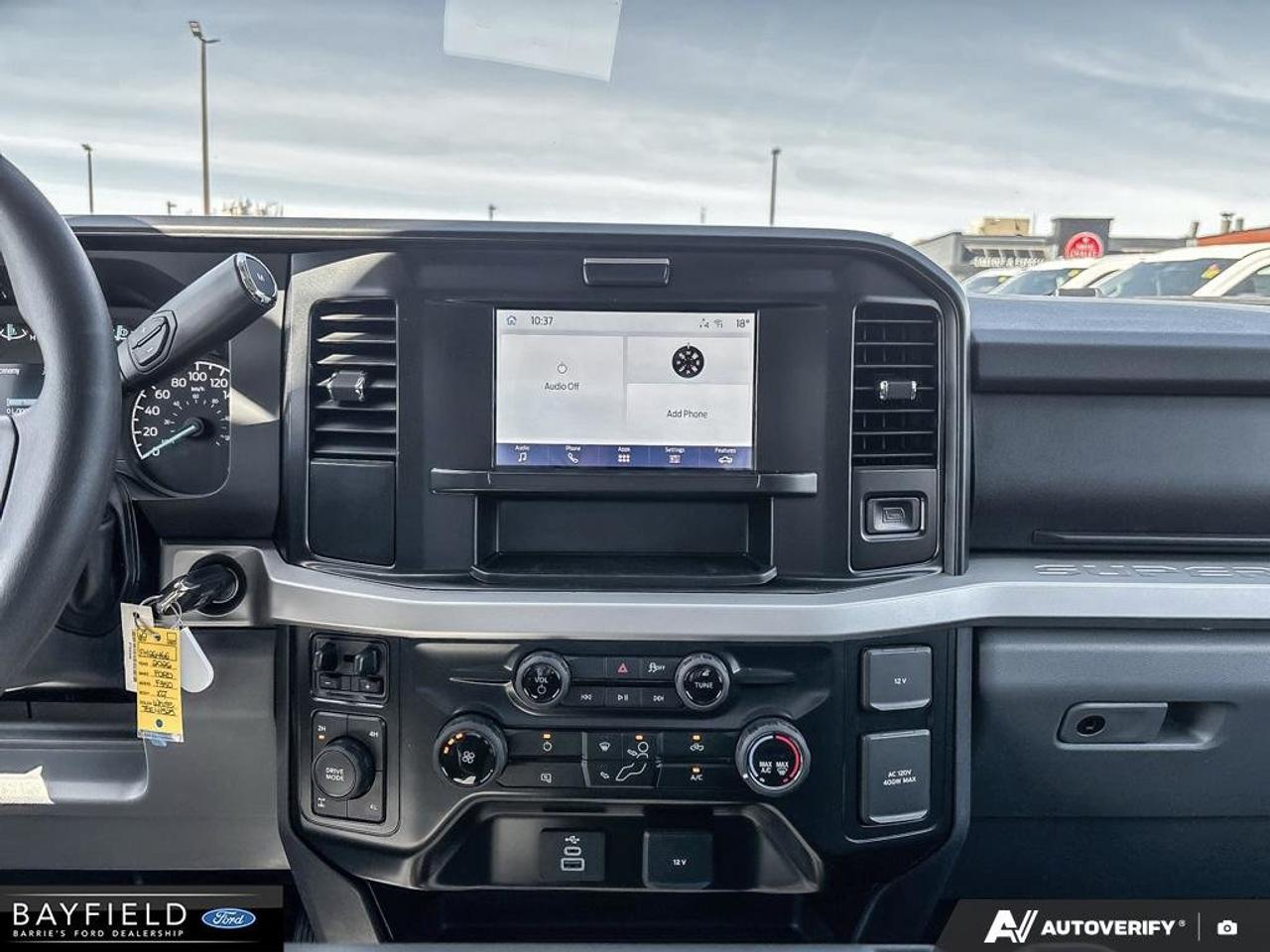 2026 Ford F-350 XLT Photo