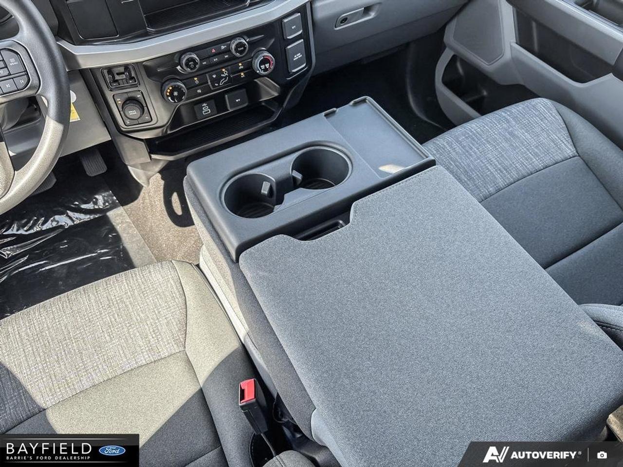 2026 Ford F-350 XLT Photo