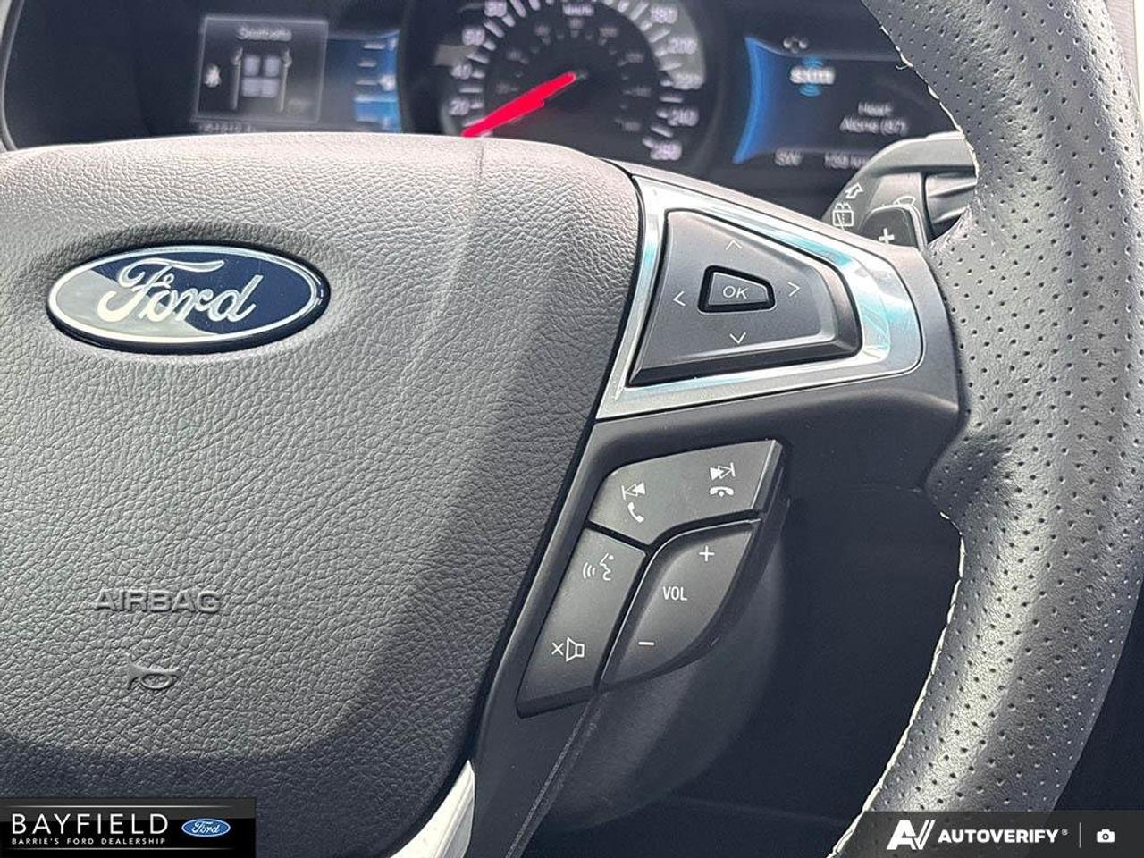 2022 Ford Edge ST Photo