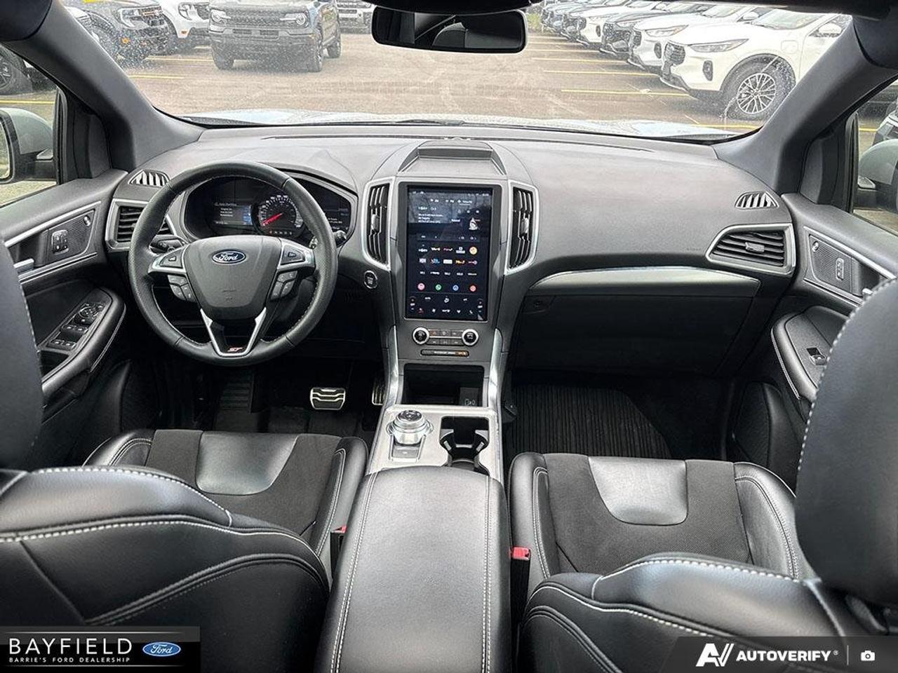 2022 Ford Edge ST Photo
