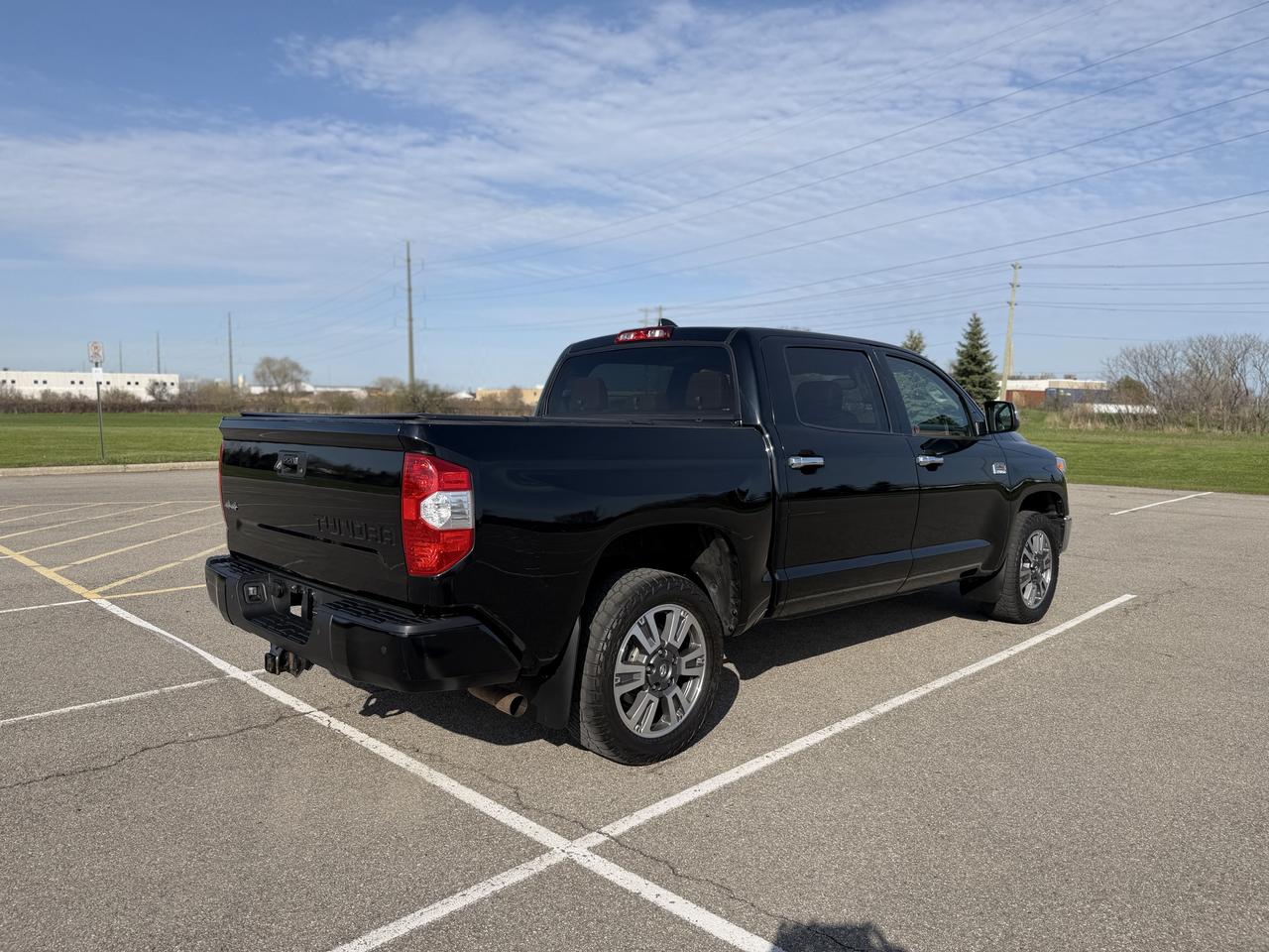 2021 Toyota Tundra CrewMax Limited PLATINUM CREWMAX 1794 EDITION Photo4