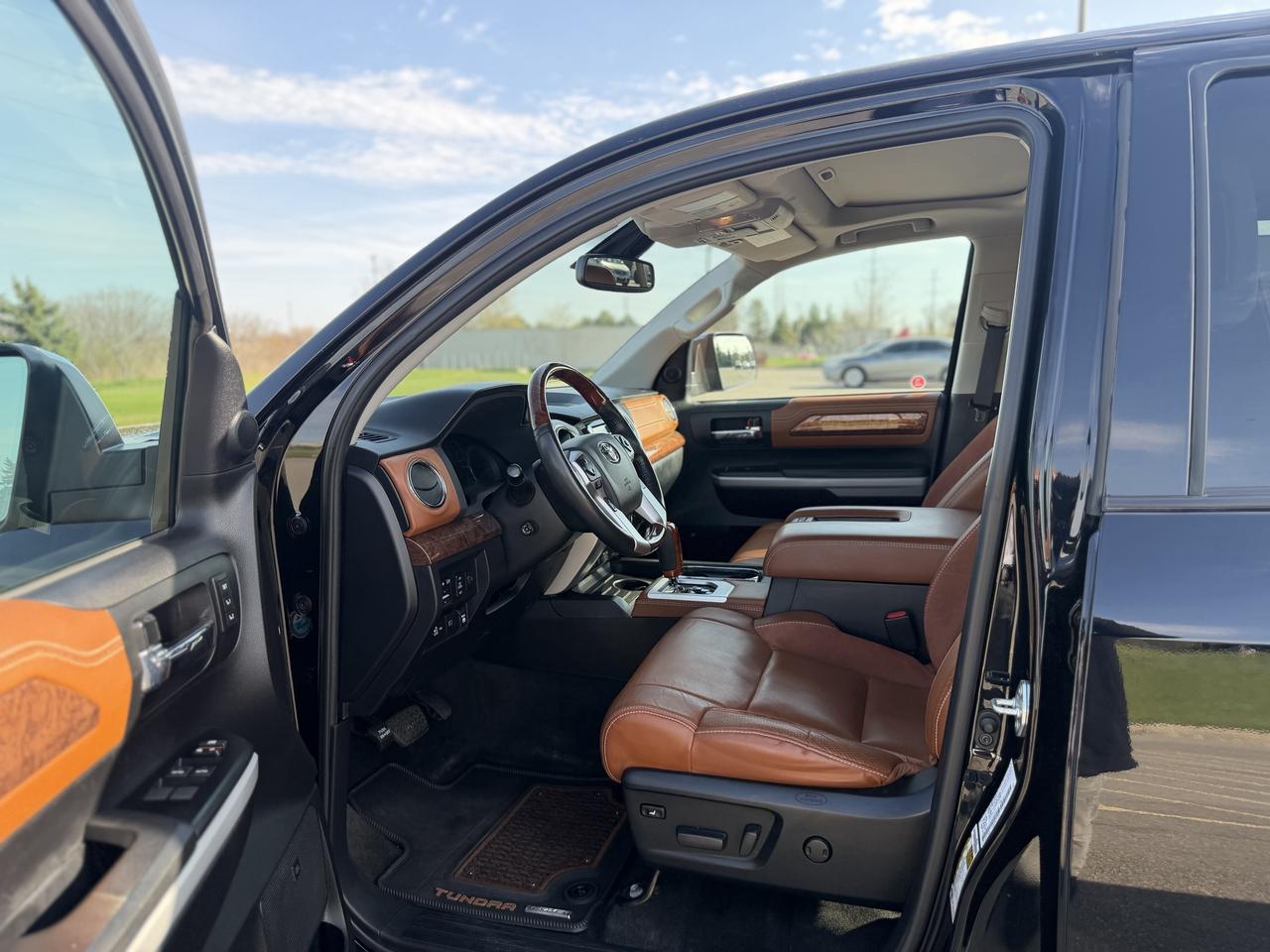 2021 Toyota Tundra CrewMax Limited PLATINUM CREWMAX 1794 EDITION Photo
