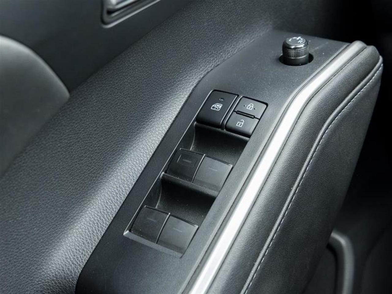 2020 Toyota Highlander XLE AWD Sunroof | Backup Cam | Heated Seats | XLE Photo