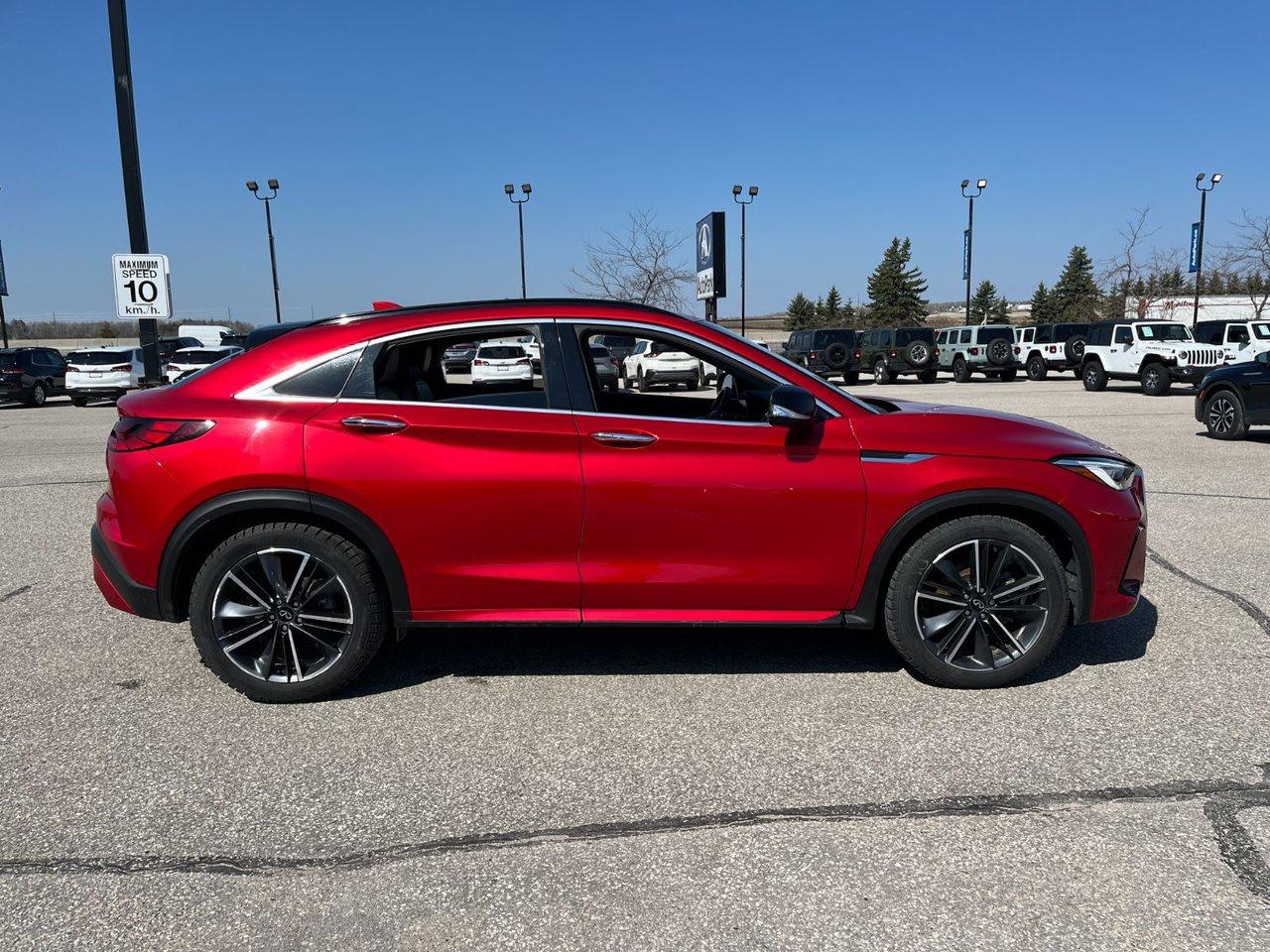 2023 Infiniti QX55 ESSENTIAL AWD Photo4