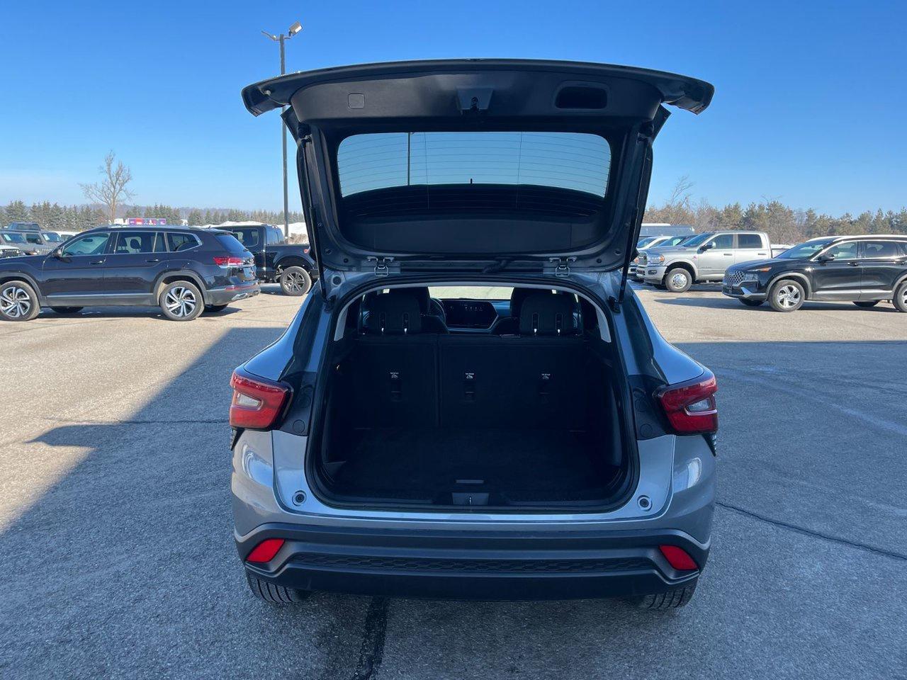 2024 Chevrolet Trax Fwd 4dr Ls Photo