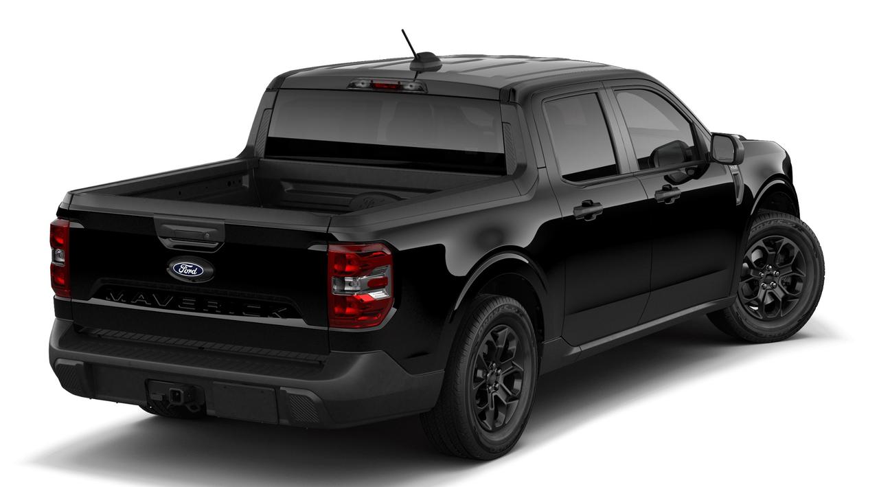 2026 Ford Maverick XLT AWD SuperCrew Photo2