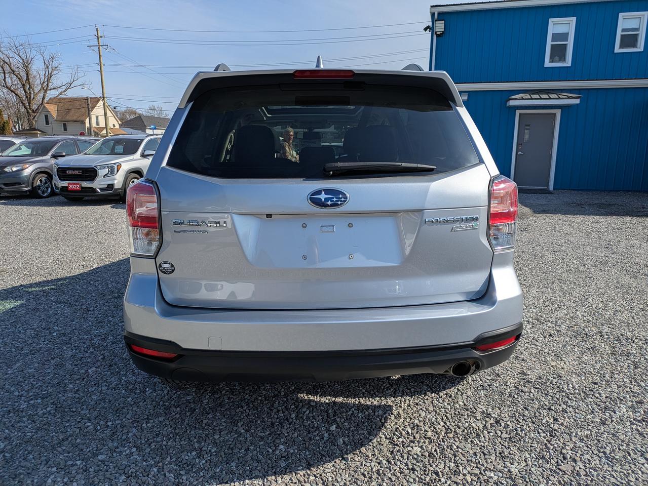 2017 Subaru Forester 5dr Wgn CVT 2.5i Limited Photo3