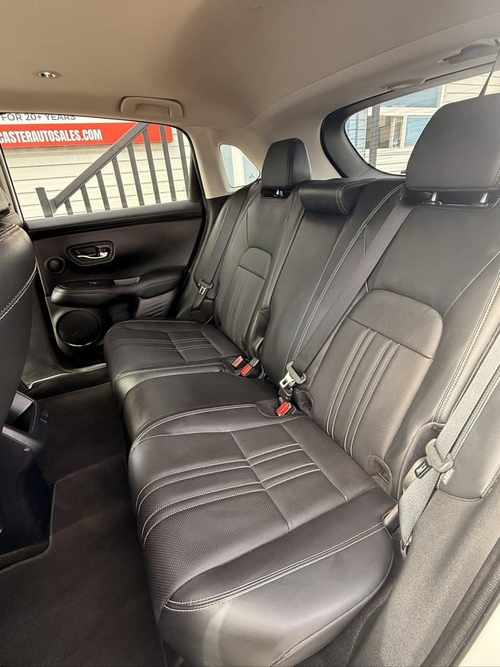 2023 Honda HR-V Ex-L Navi Awd Cvt Photo