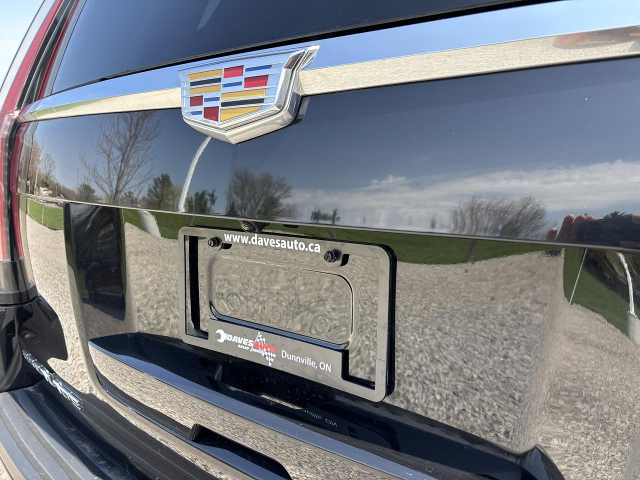 2016 Cadillac Escalade ESV Luxury 4WD ~CLEAN CARFAX~SERVICE RECORDS INCLUDED~ Photo