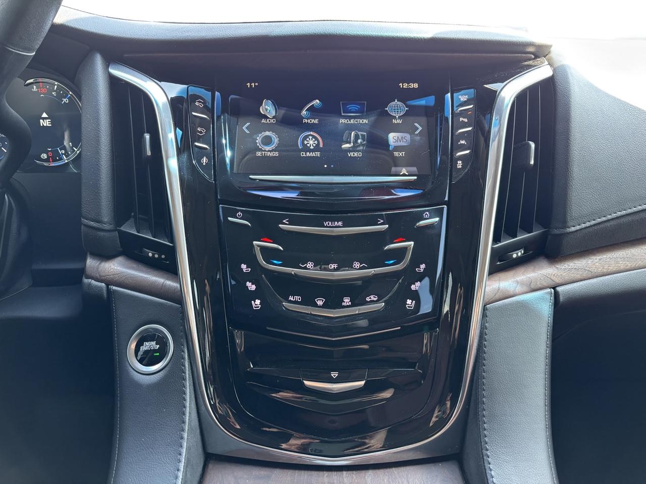 2016 Cadillac Escalade ESV Luxury 4WD ~CLEAN CARFAX~SERVICE RECORDS INCLUDED~ Photo