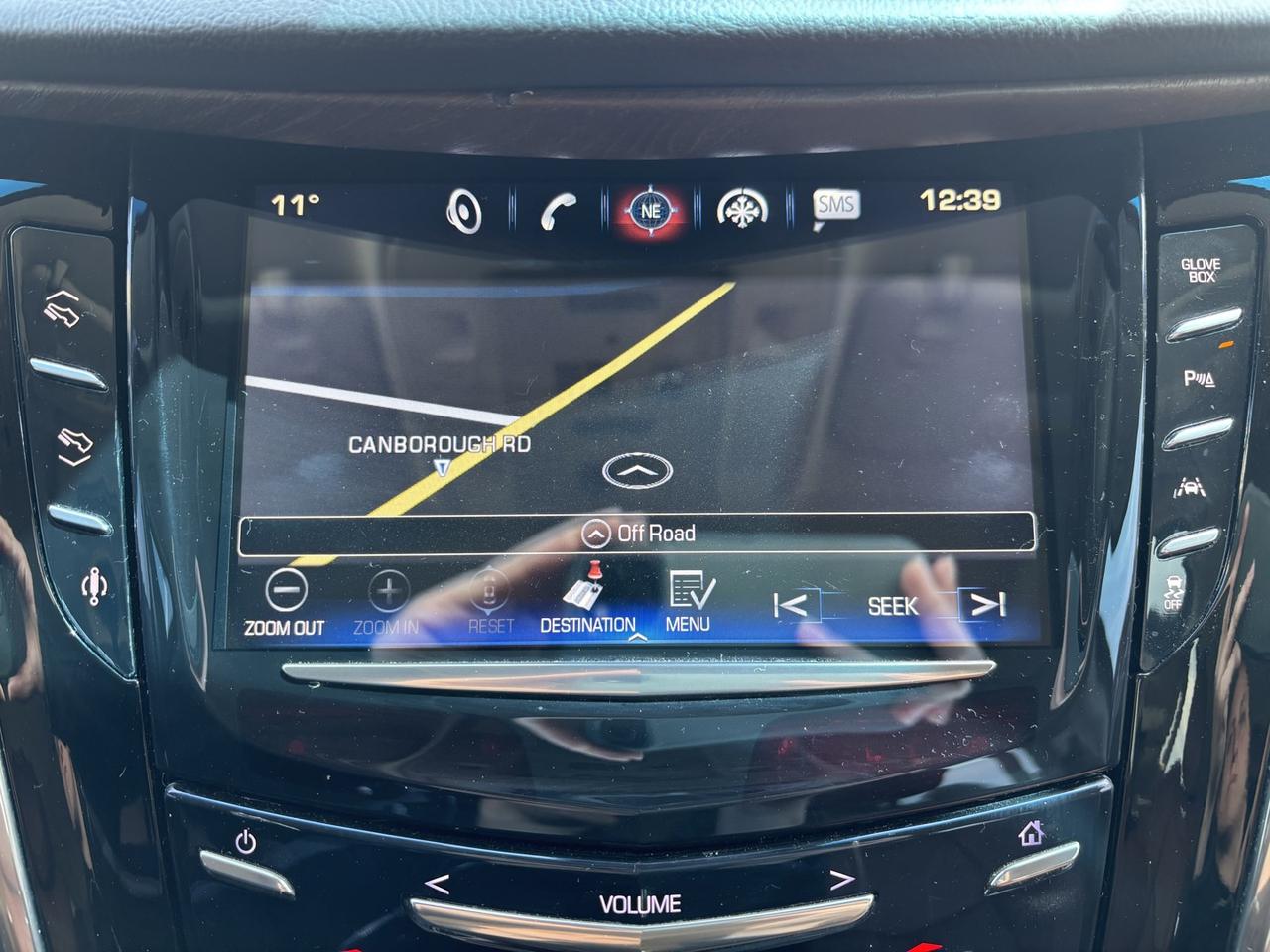 2016 Cadillac Escalade ESV Luxury 4WD ~CLEAN CARFAX~SERVICE RECORDS INCLUDED~ Photo