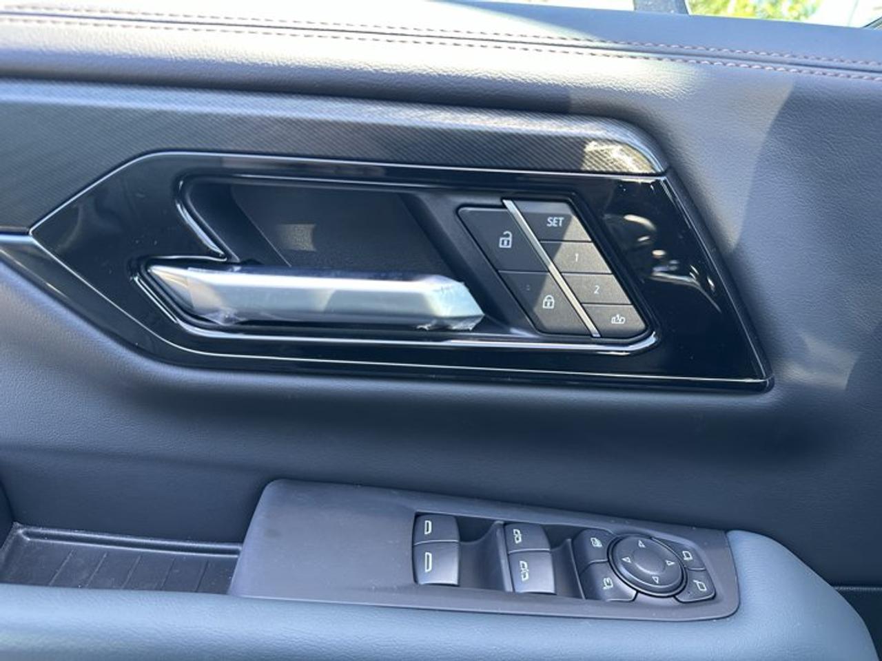 13986252
