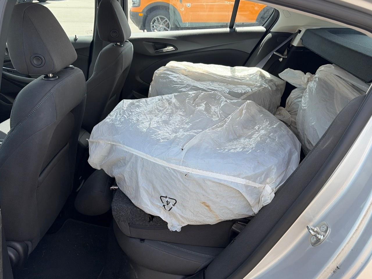 2017 Chevrolet Cruze Hatchback LT (Automatic) Photo