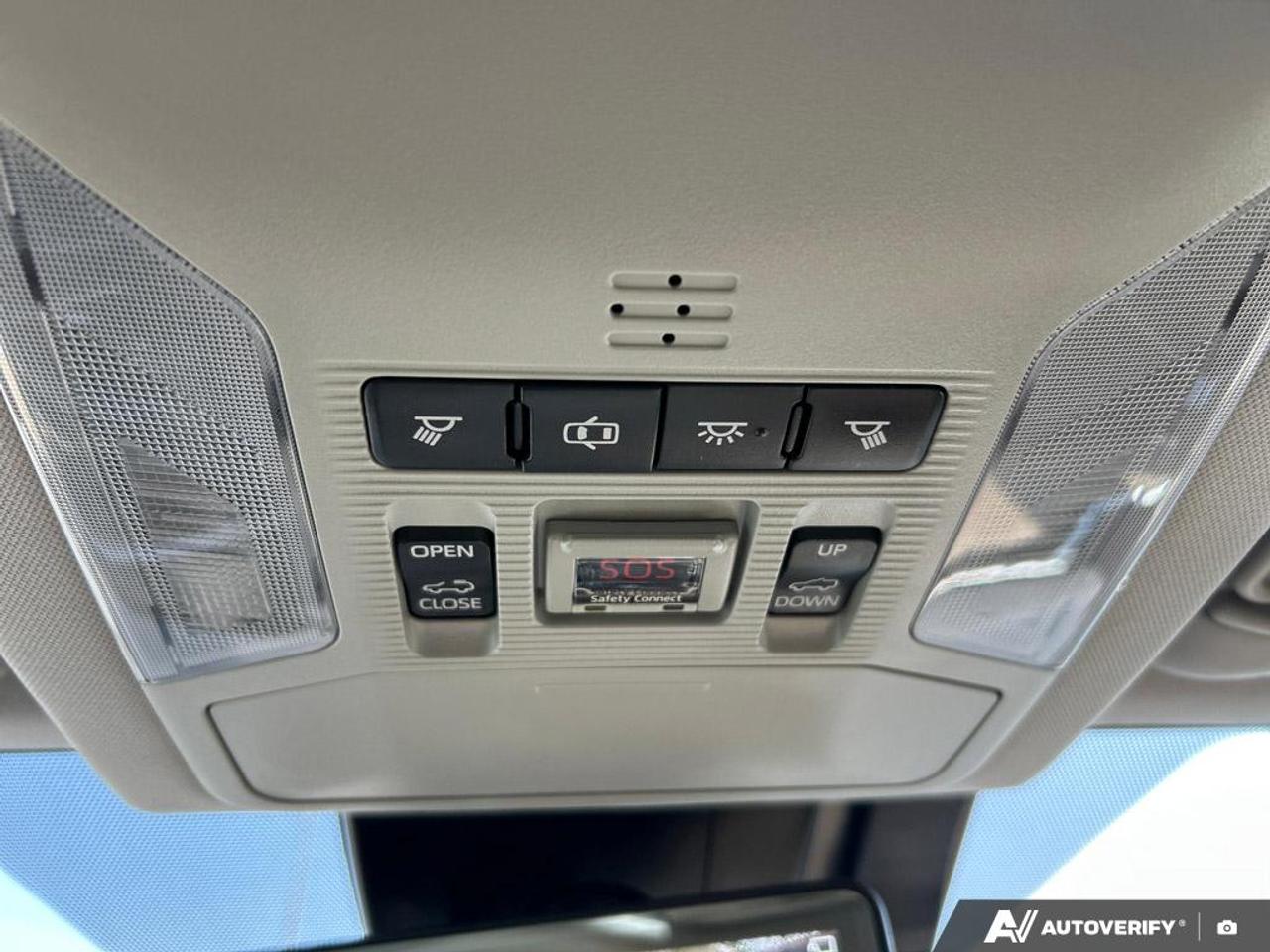 2019 Toyota RAV4 LIMITED / AWD / LEATHER / ROOF / NAV / JBL SOUND Photo