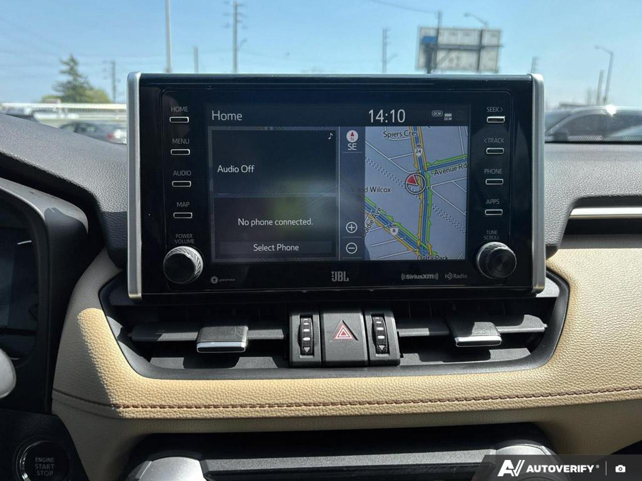 2019 Toyota RAV4 LIMITED / AWD / LEATHER / ROOF / NAV / JBL SOUND Photo
