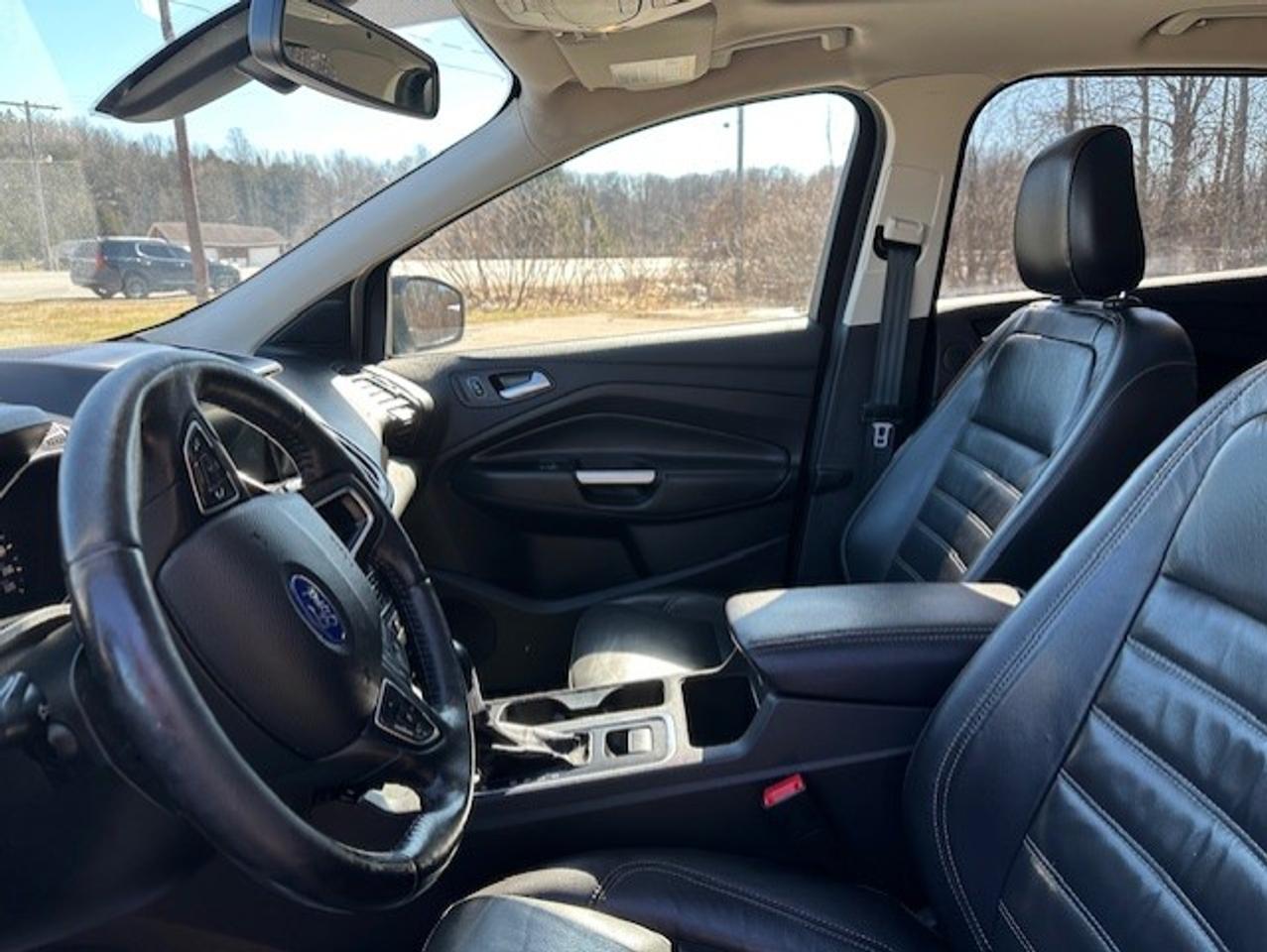 2018 Ford Escape Titanium Photo