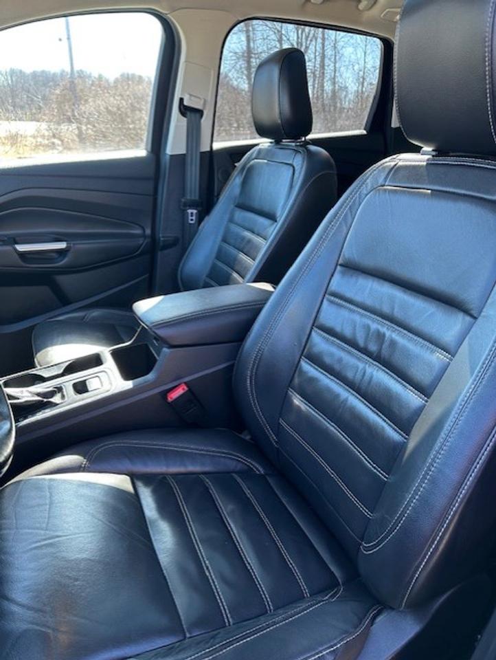 2018 Ford Escape Titanium Photo