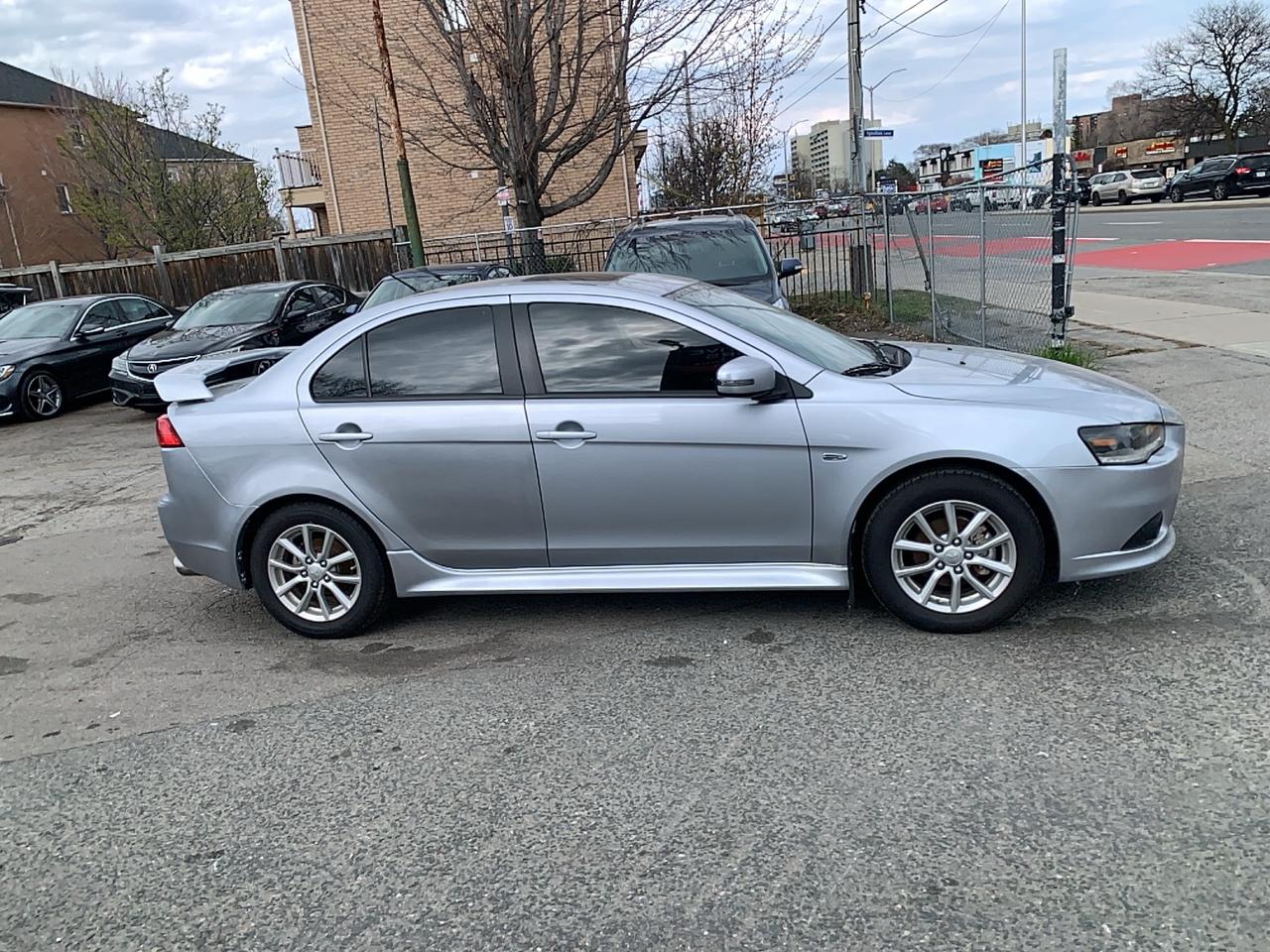 2015 Mitsubishi Lancer LIMITED /AWD / ALLOYS / RUNS GOOD / NO ACCIDENT/AC Photo3
