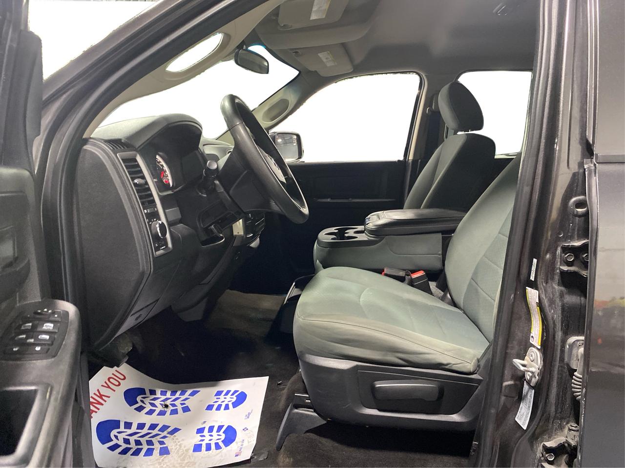 2017 RAM 1500 4WD Crew Cab 140.5" ST- CLEAN CARFAX Photo