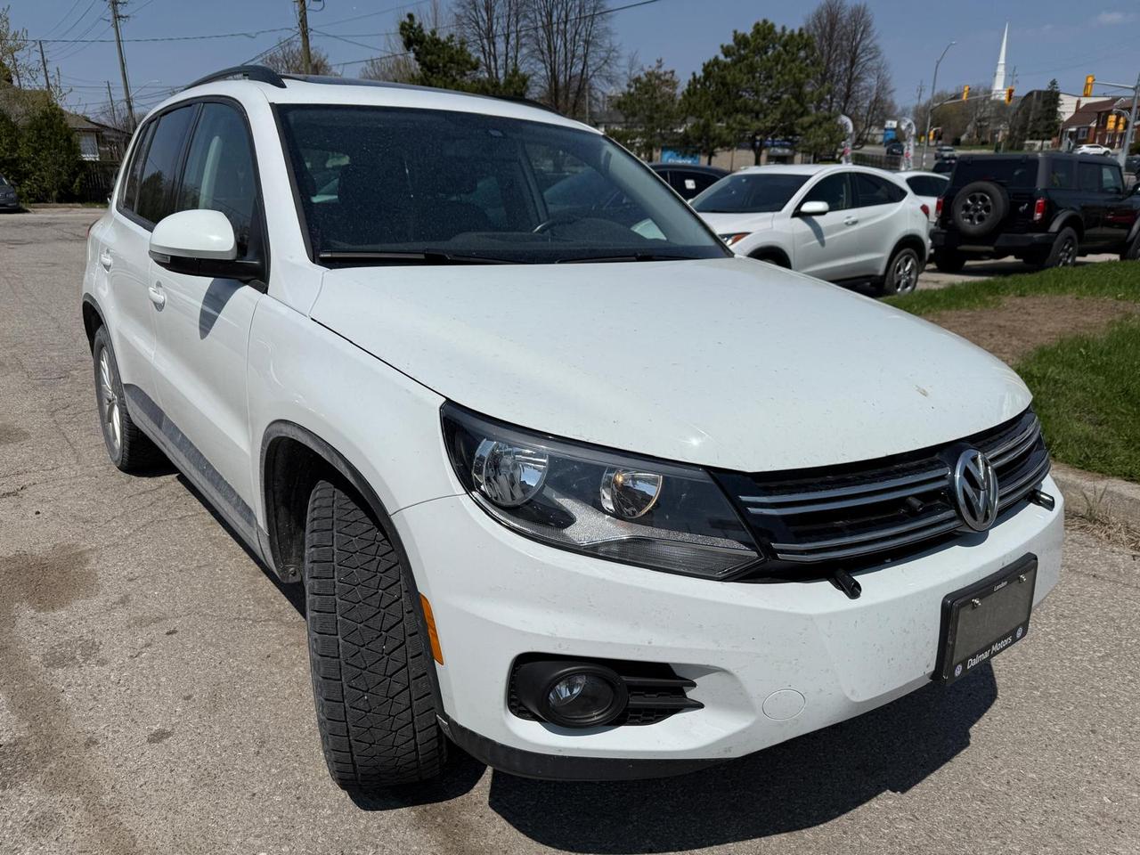 2016 Volkswagen Tiguan HIGHLINE / 4MOTION / AUTO / SUNROOF Photo