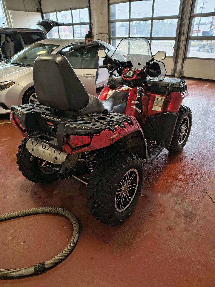 2013 Pols ST8  Photo