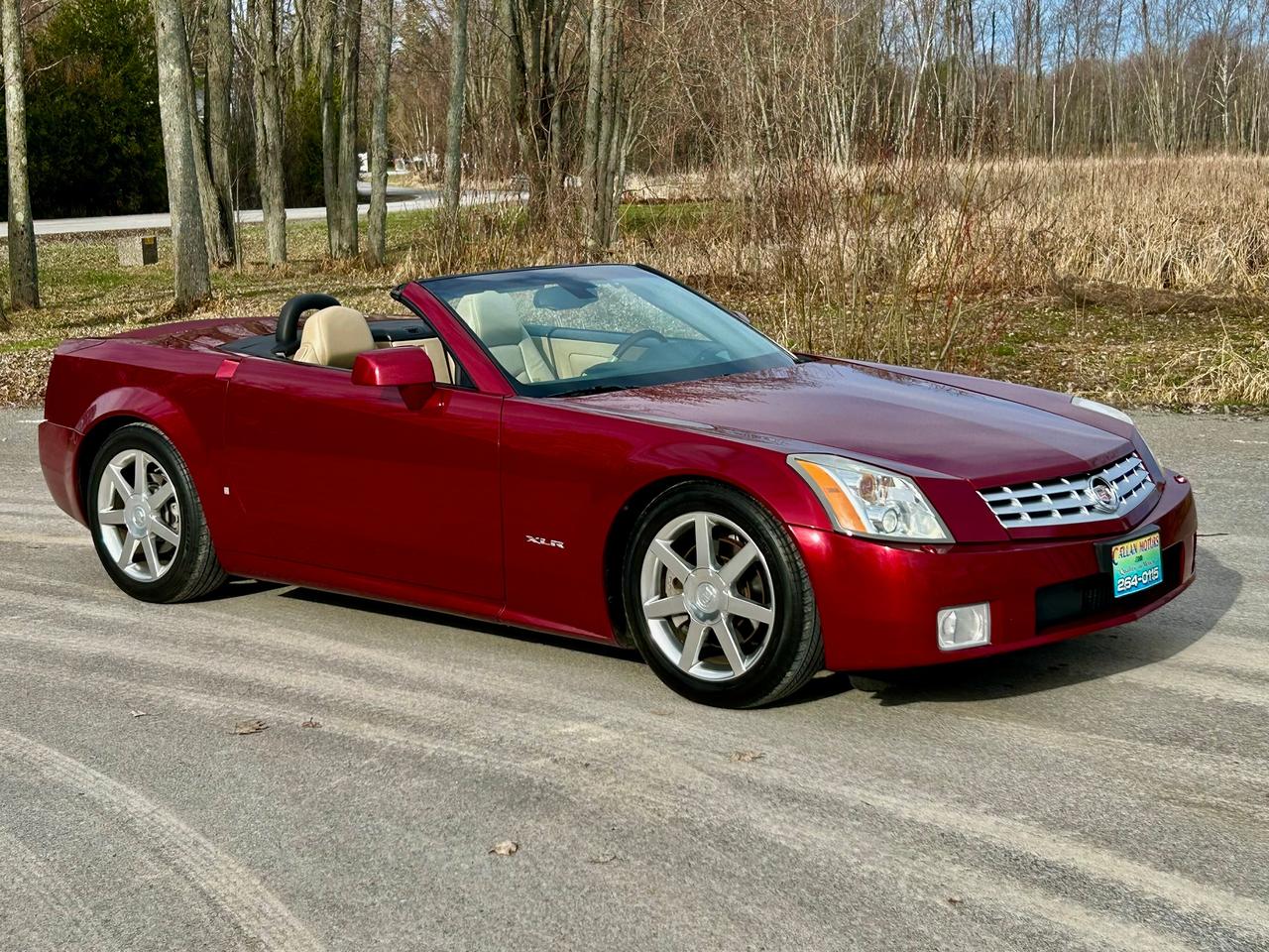 2007 Cadillac XLR Convertible 4.6L V8 RWD Auto Hard-Top Convertible Photo3