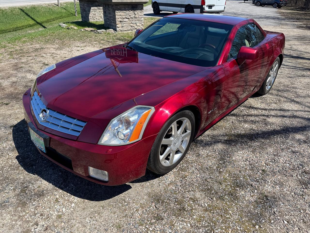 2007 Cadillac XLR Convertible 4.6L V8 RWD Auto Hard-Top Convertible Photo