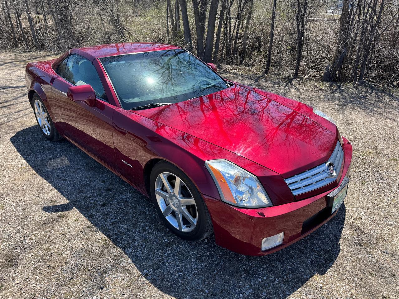 2007 Cadillac XLR Convertible 4.6L V8 RWD Auto Hard-Top Convertible Photo