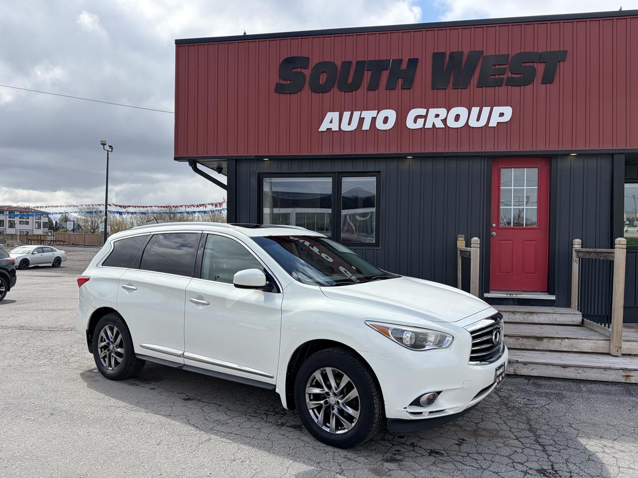 2013 Infiniti JX35  - Photo #1