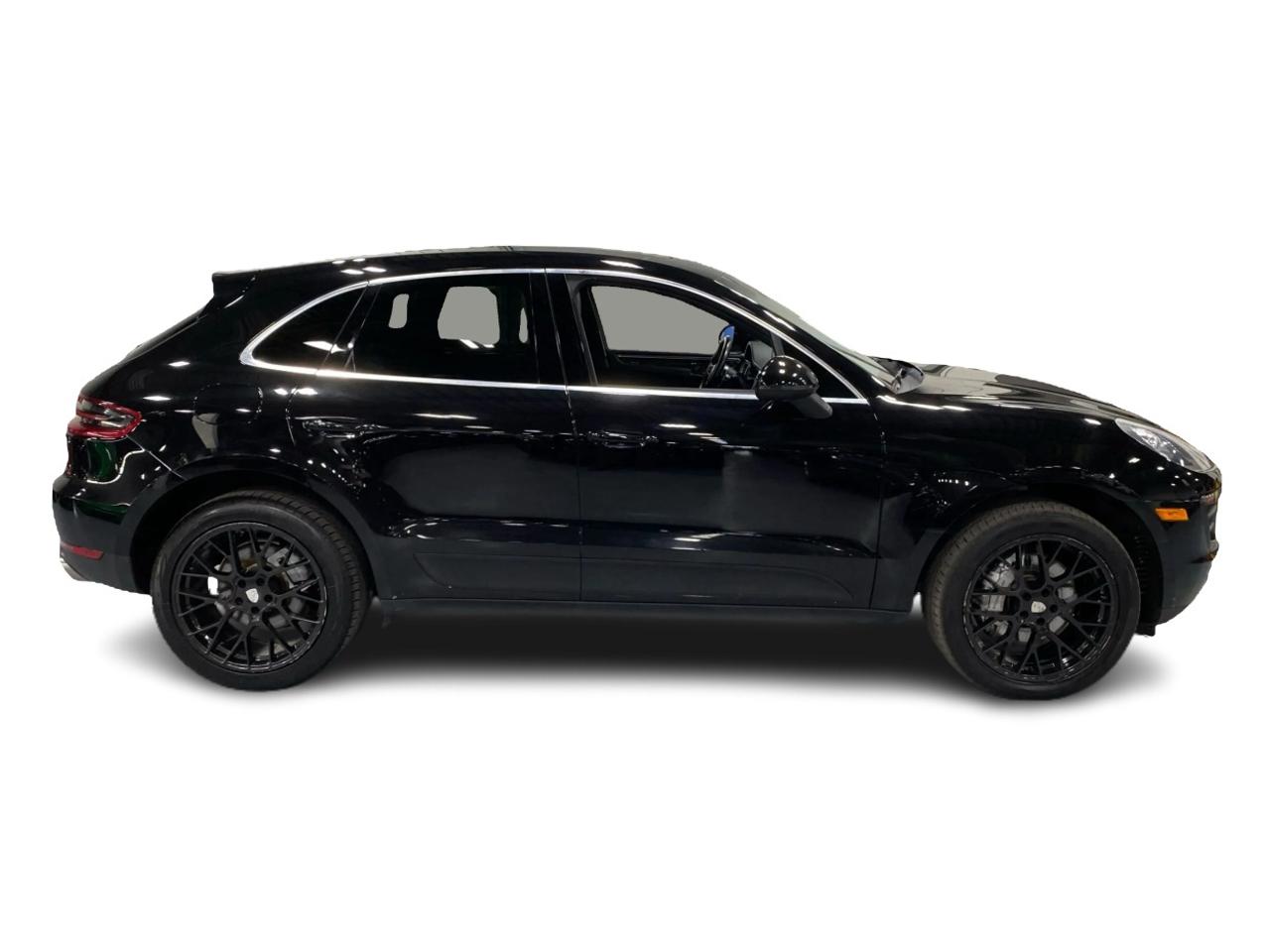 2015 Porsche Macan AWD 4dr S- CLEAN CARFAX Photo3