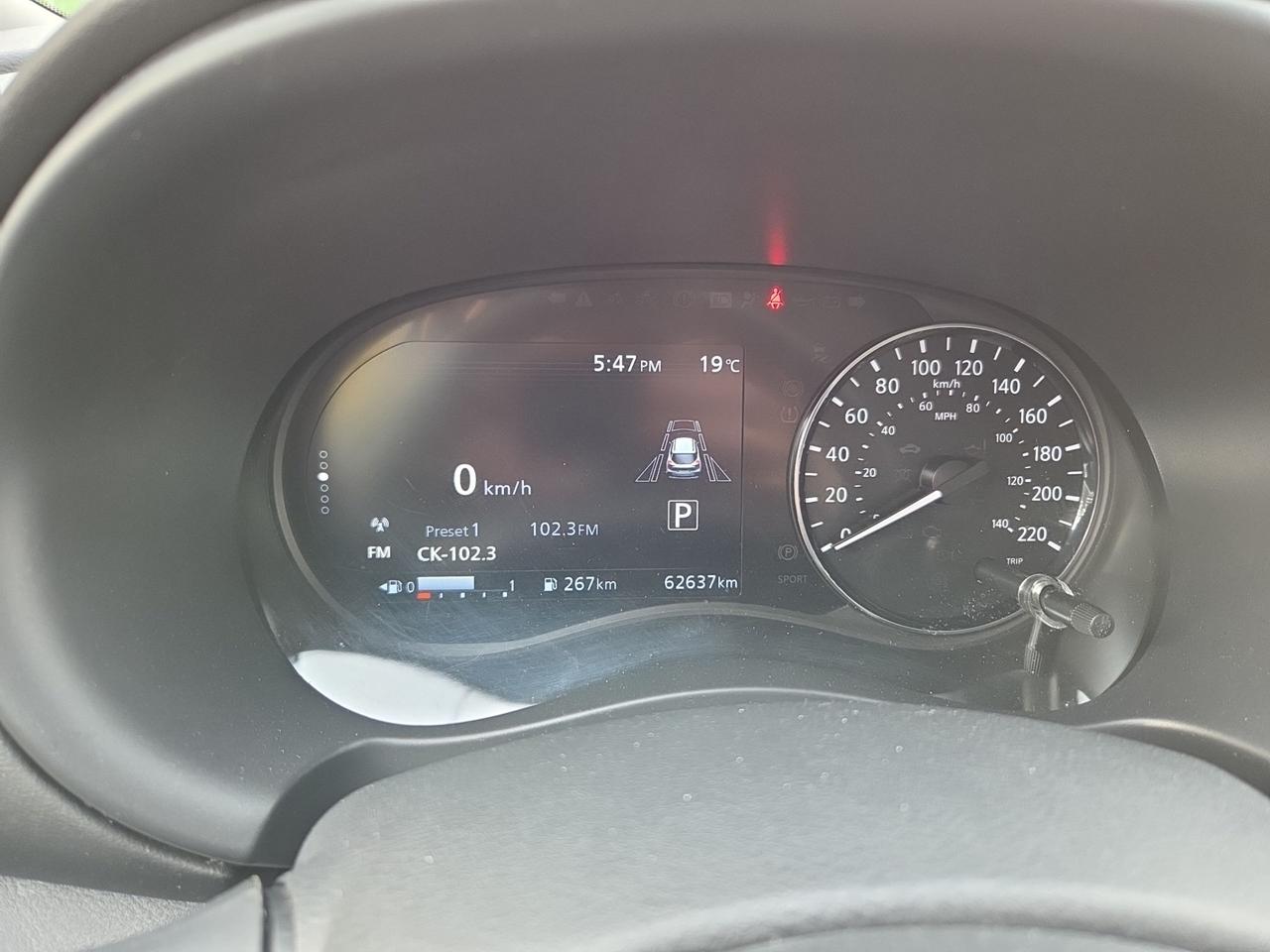 2024 Nissan Kicks SR  PREMIUM Photo
