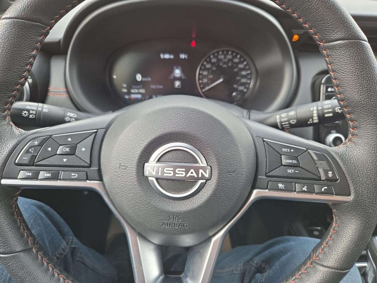 2024 Nissan Kicks SR  PREMIUM Photo