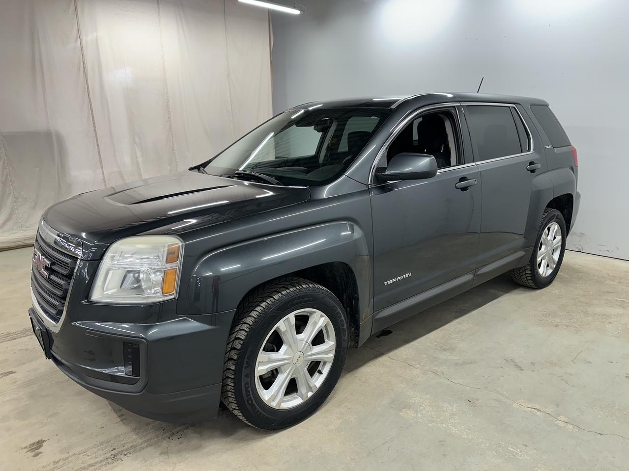 2017 GMC Terrain AWD 4DR SLE W/SLE-1 Photo2