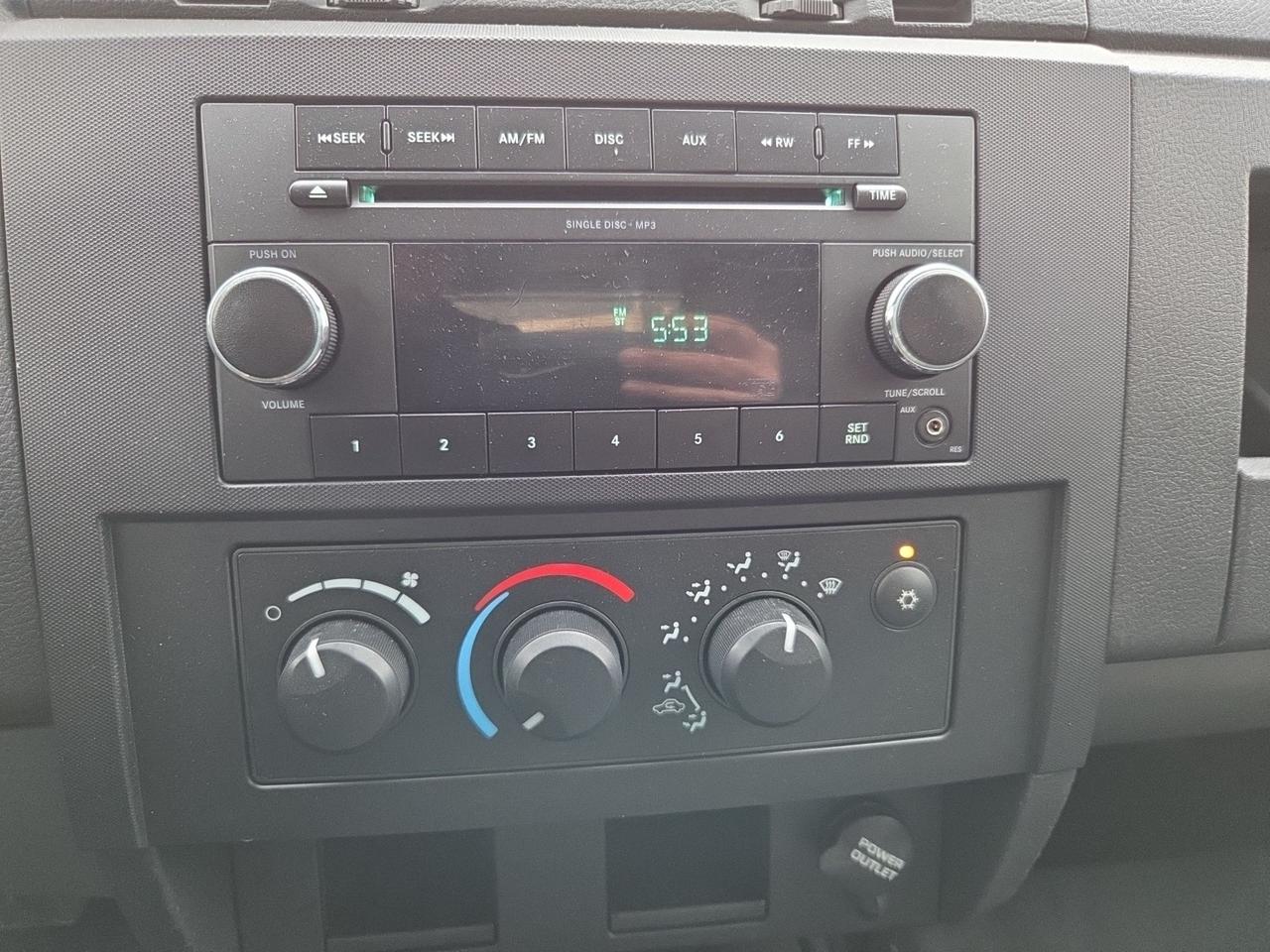 2009 Dodge Dakota ST Photo