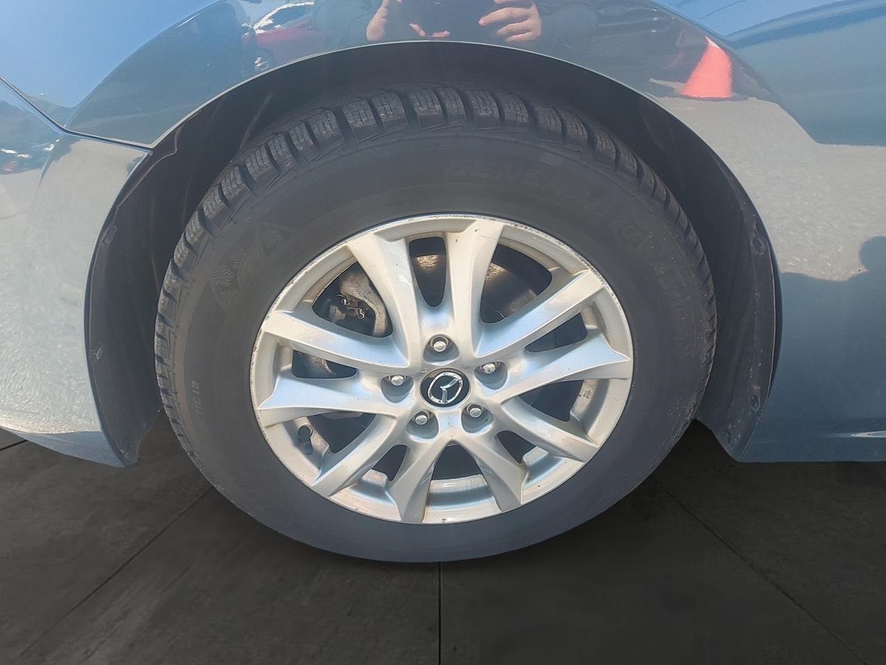 2018 Mazda MAZDA3 GS Photo