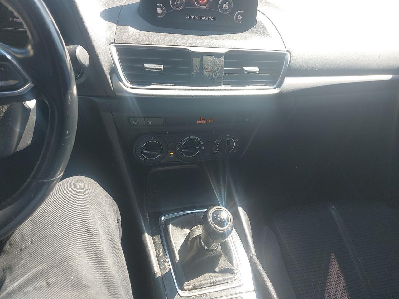 2018 Mazda MAZDA3 GS Photo