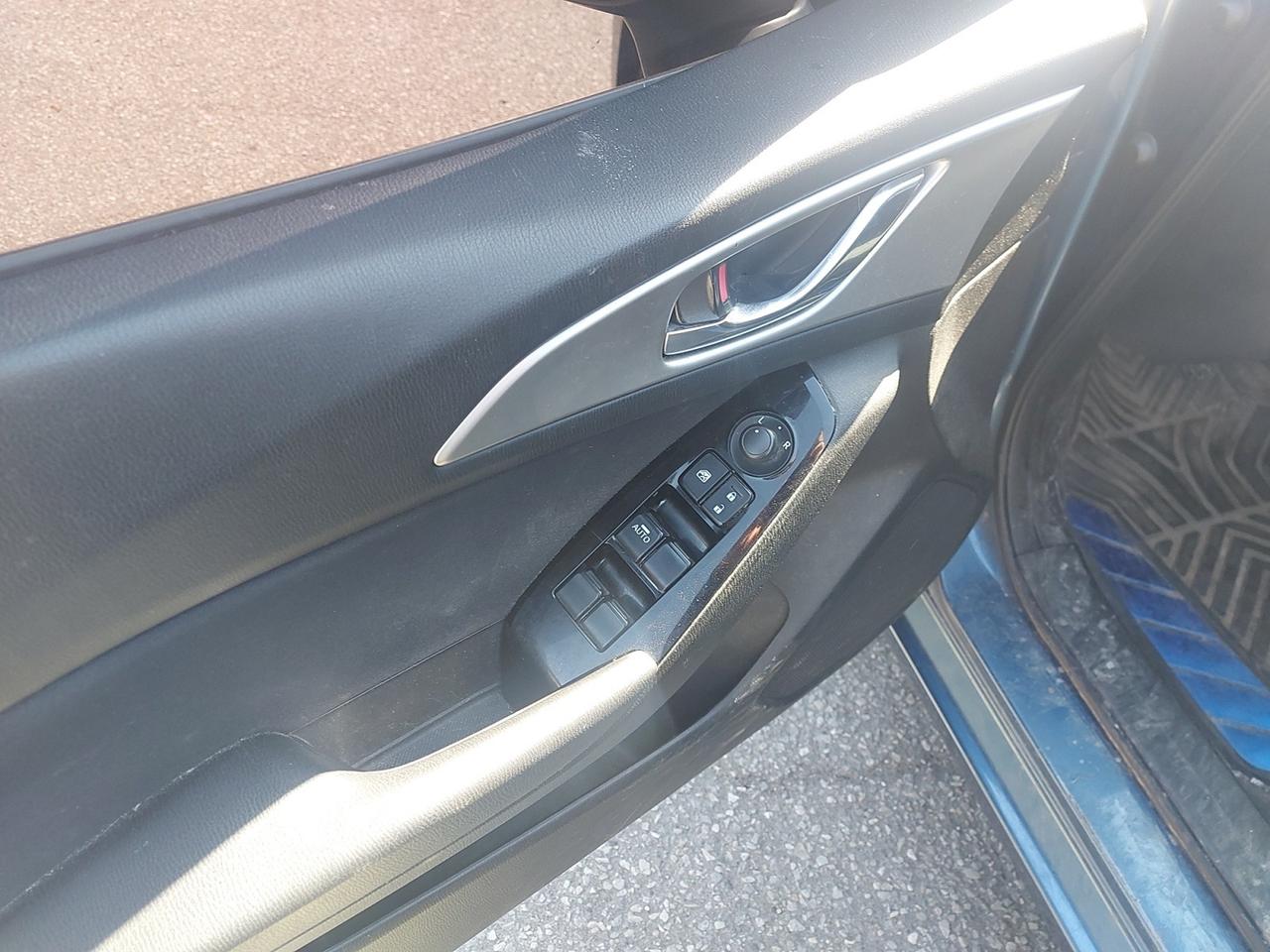 2018 Mazda MAZDA3 GS Photo