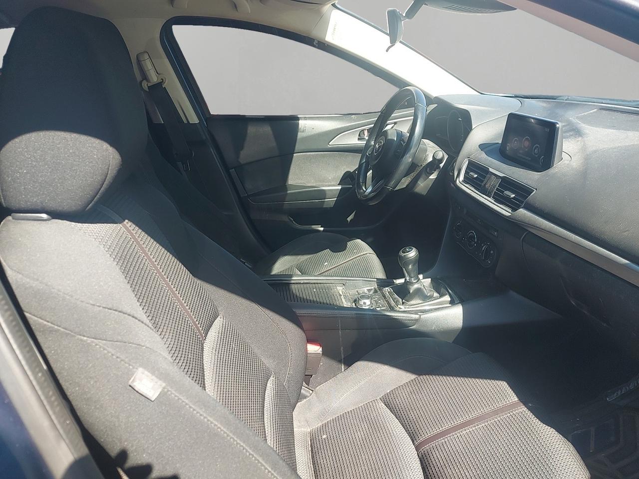 2018 Mazda MAZDA3 GS Photo