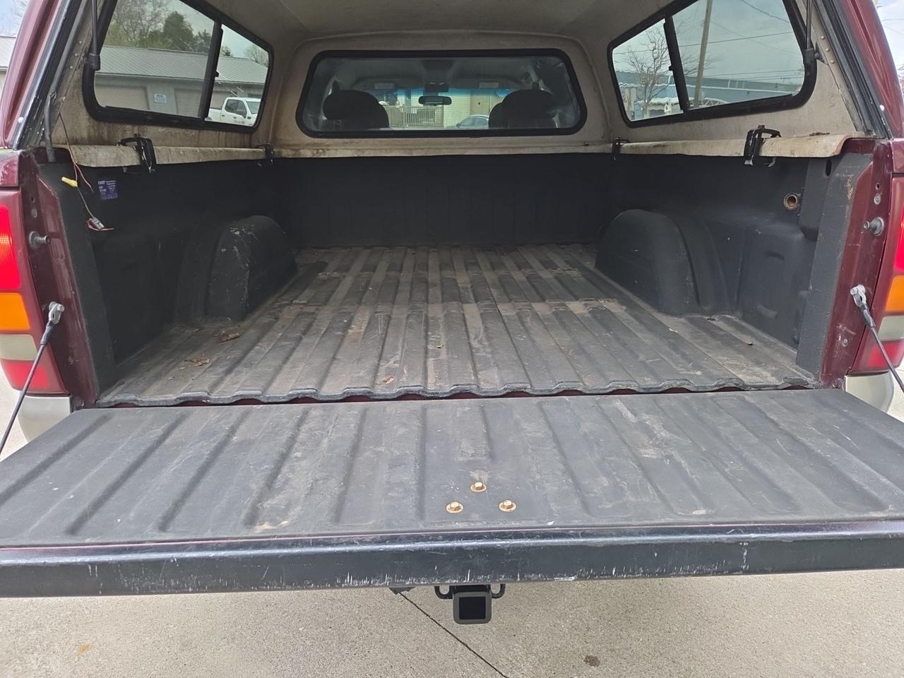 1999 Chevrolet Silverado 2500 LS Photo
