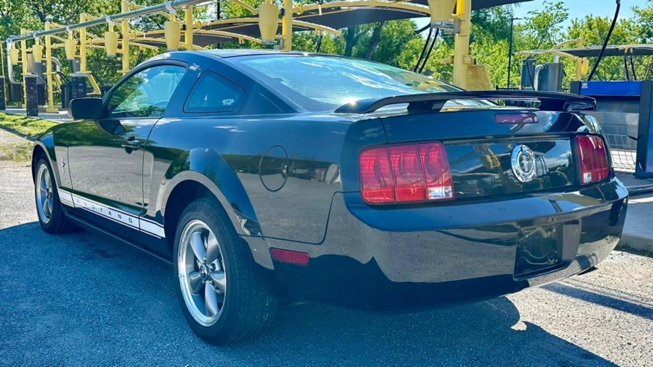 2006 Ford Mustang * NO ACCIDENTS " Photo