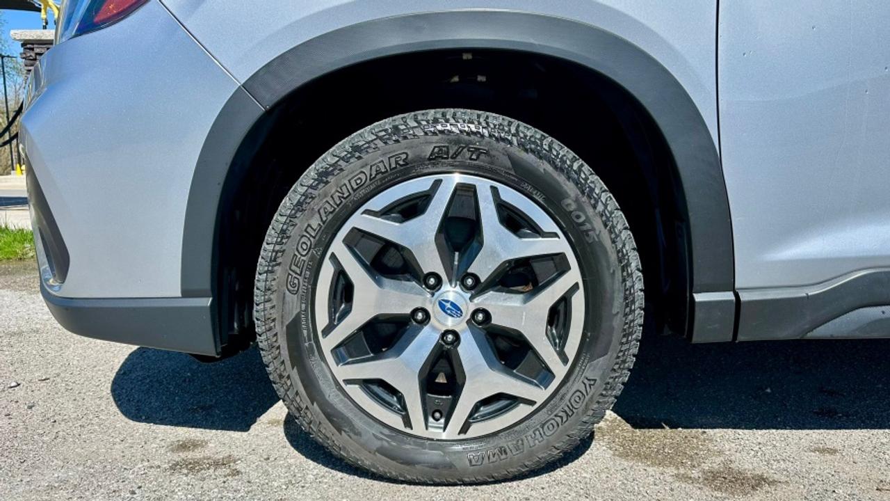 2019 Subaru Forester * AWD * MUST SEE CONVENIENCE Photo
