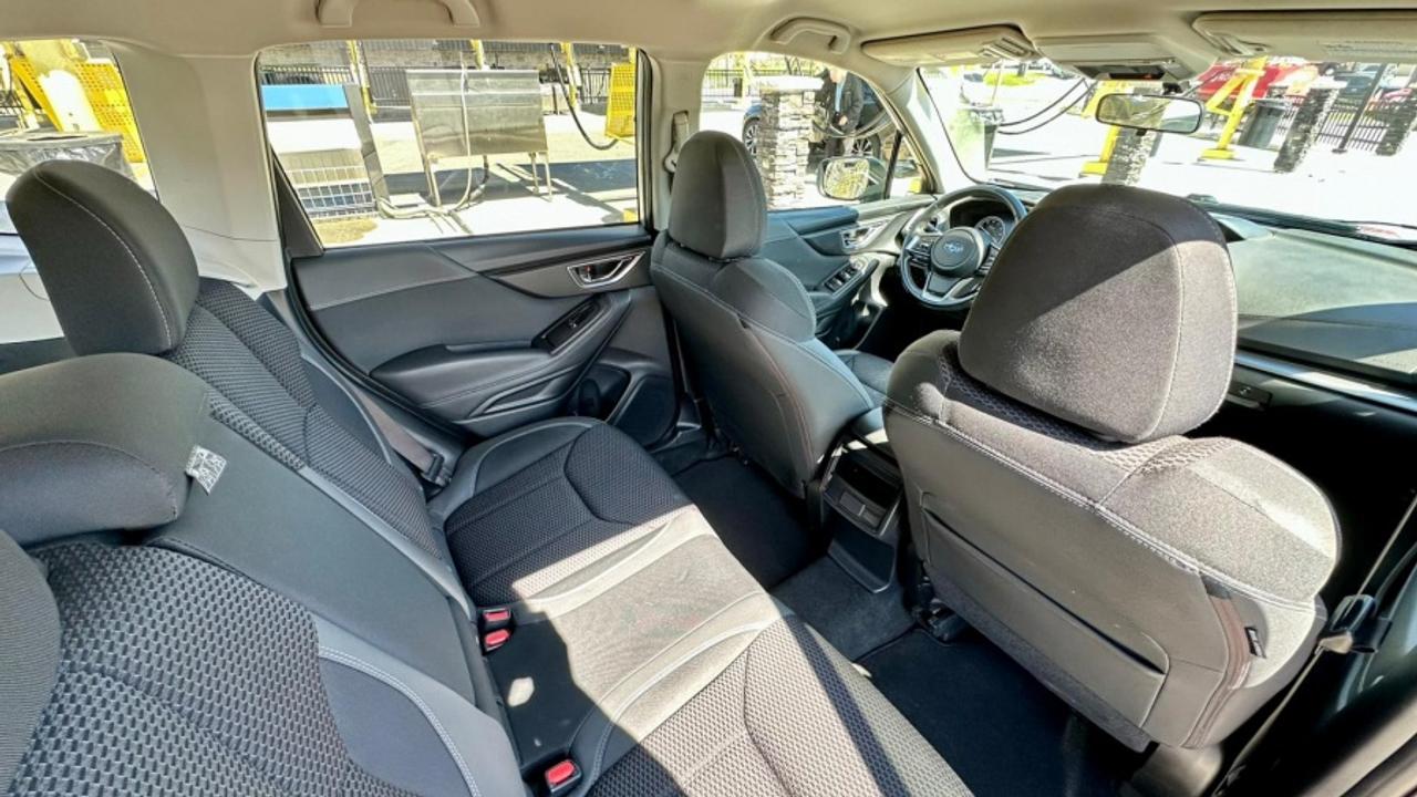2019 Subaru Forester * AWD * MUST SEE CONVENIENCE Photo