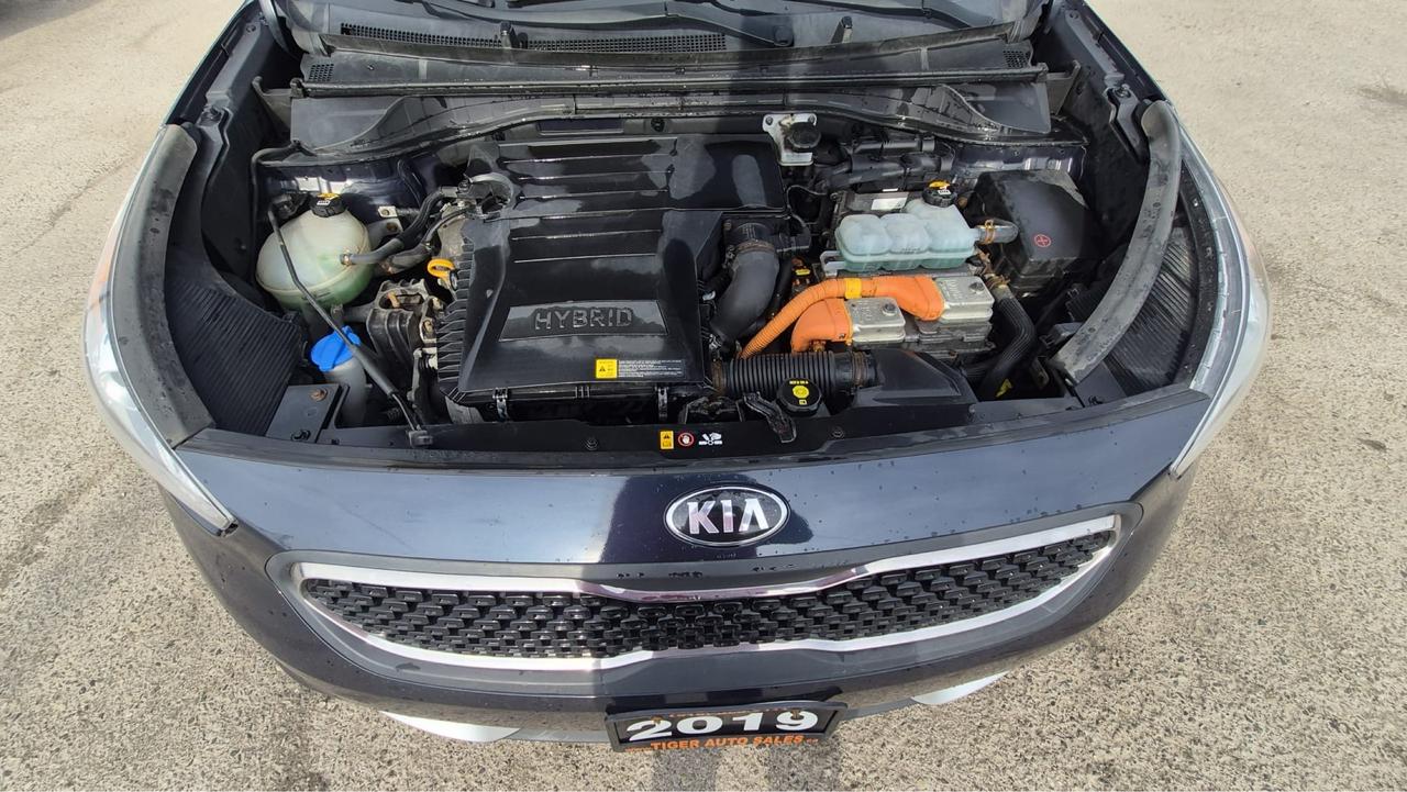 2019 Kia NIRO EX, HYBRID, HATCH, GREAT ON FUEL, CERTIFIED Photo