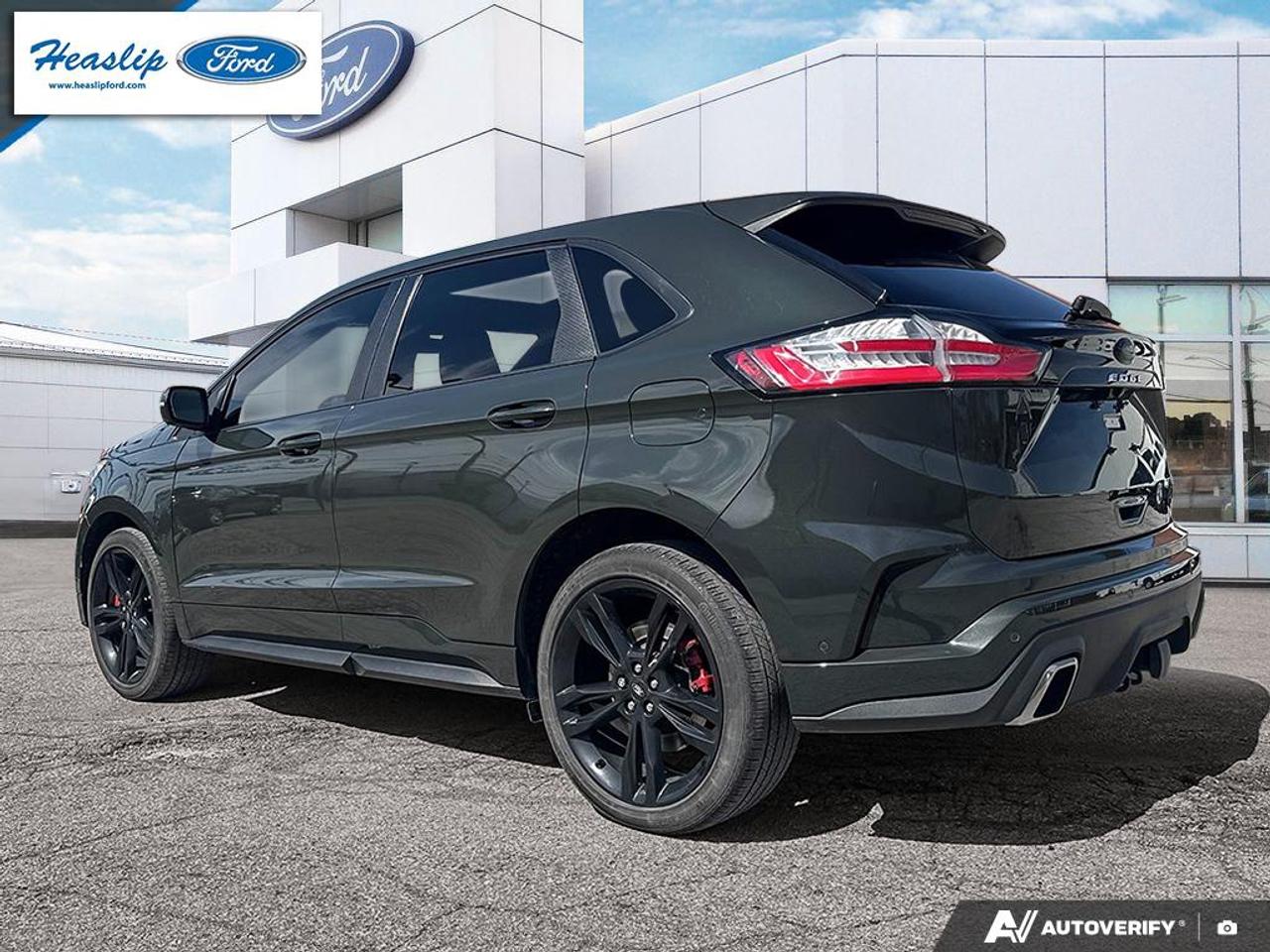 2024 Ford Edge ST Photo