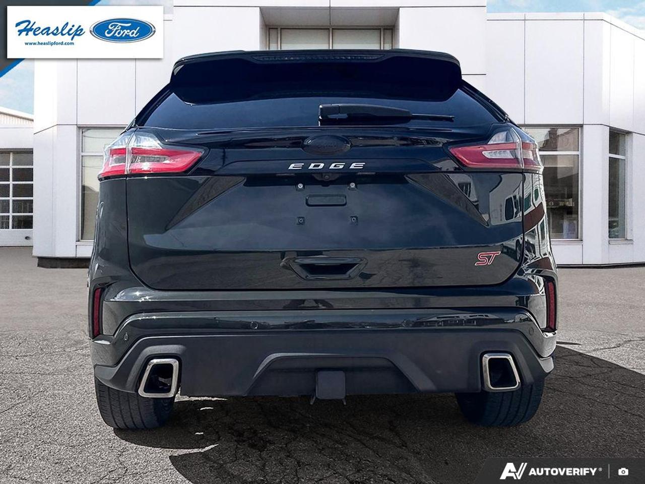 2024 Ford Edge ST Photo