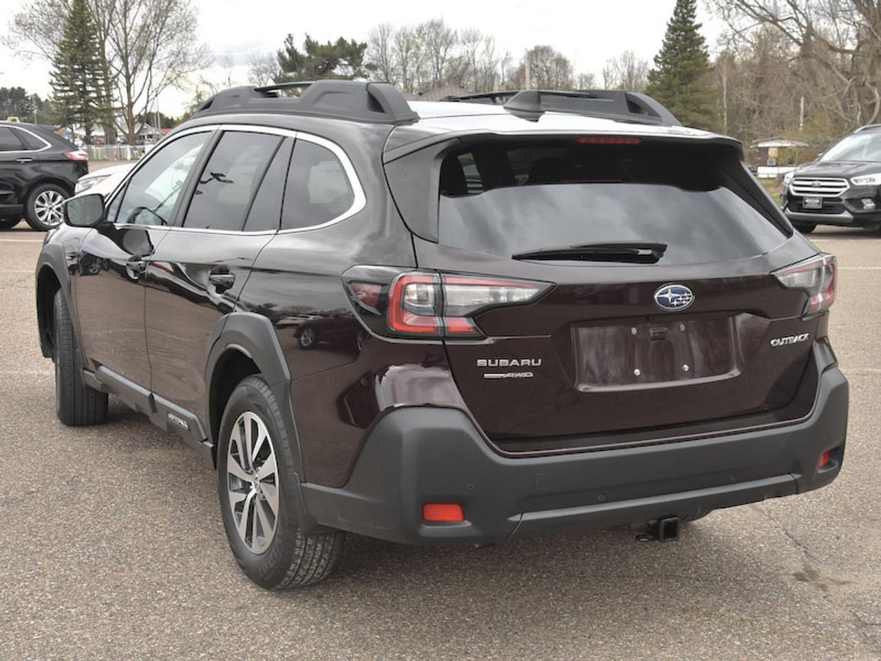 2023 Subaru Outback Touring Photo3