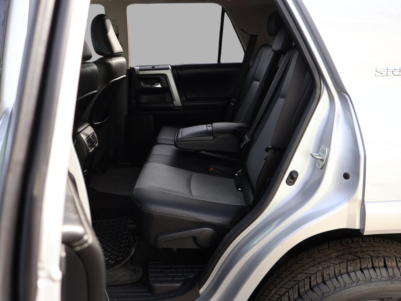 2014 Toyota 4Runner PREMIUM PKG 4WD CERTIFIED *TOYOTA MAINTAIN*7SEATS* CAMERA NAV BLUETOOTH LEATHER HEATED SEATS SUNROOF CRUISE ALLOYS Photo