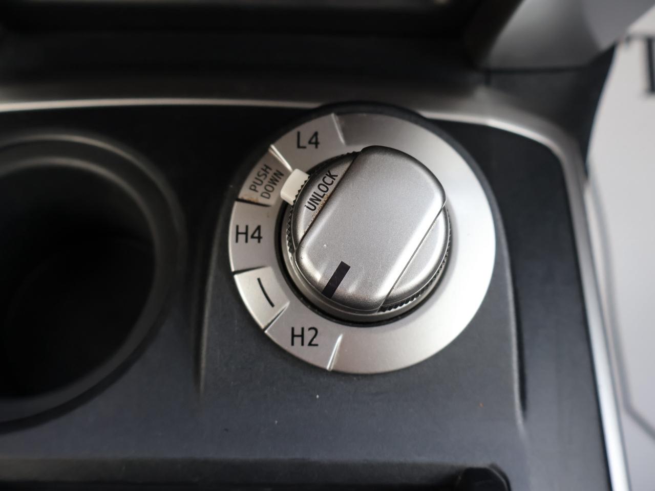 2014 Toyota 4Runner PREMIUM PKG 4WD CERTIFIED *TOYOTA MAINTAIN*7SEATS* CAMERA NAV BLUETOOTH LEATHER HEATED SEATS SUNROOF CRUISE ALLOYS Photo